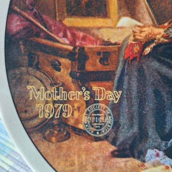 Vintage Norman Rockwell Mother's Day 1979 "Reflections" Knowles Collector Plate - Picture 4 of 10